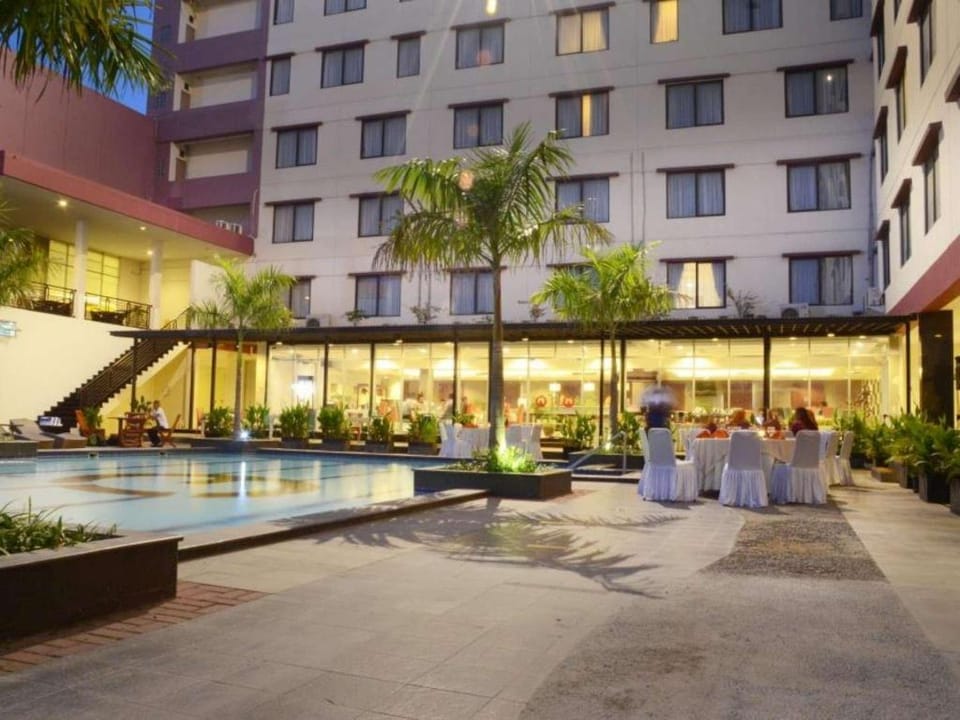 Asialink Premier Hotel in West Java