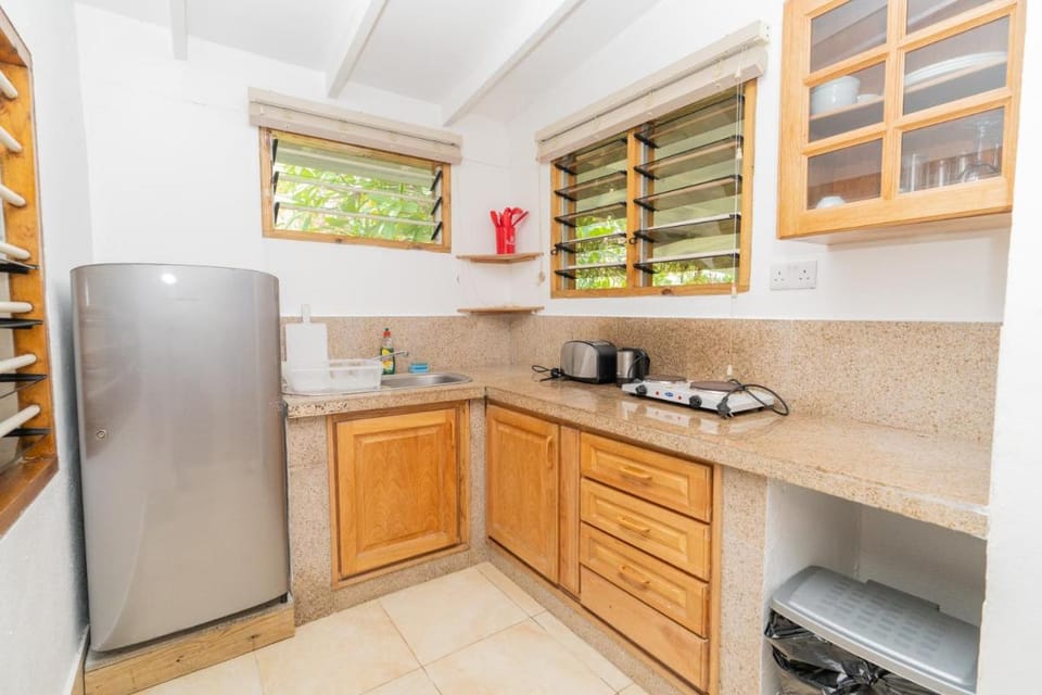Romance Bungalows Bed and Breakfast in Africa
