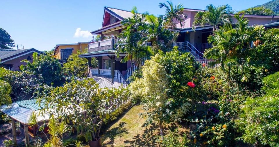 Romance Bungalows Bed and Breakfast in Africa