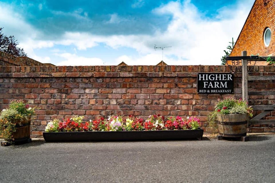 Higher Farm Farm Stay in Wales