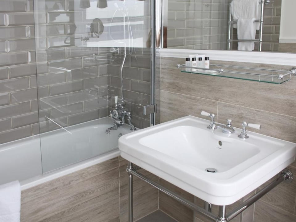 The Clerk & Well Pub and Rooms Hotel in London Borough of Islington