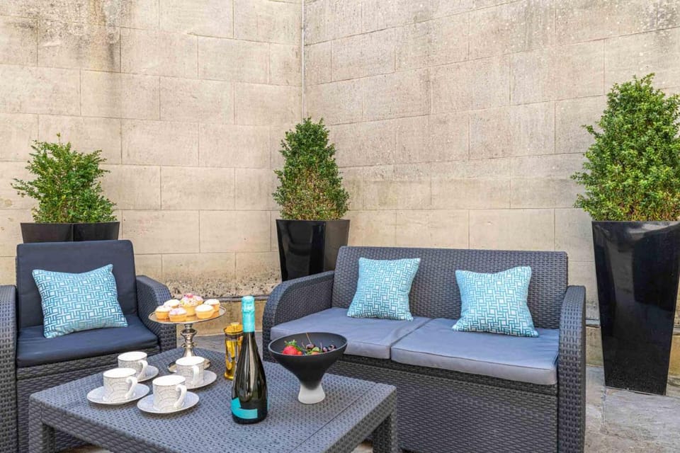 Bath Circle Apartment in Bath