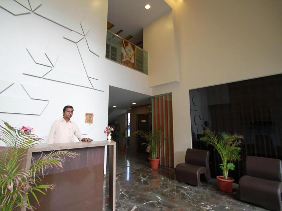 Hotel Sai Dwarka Palace Hotel in Maharashtra