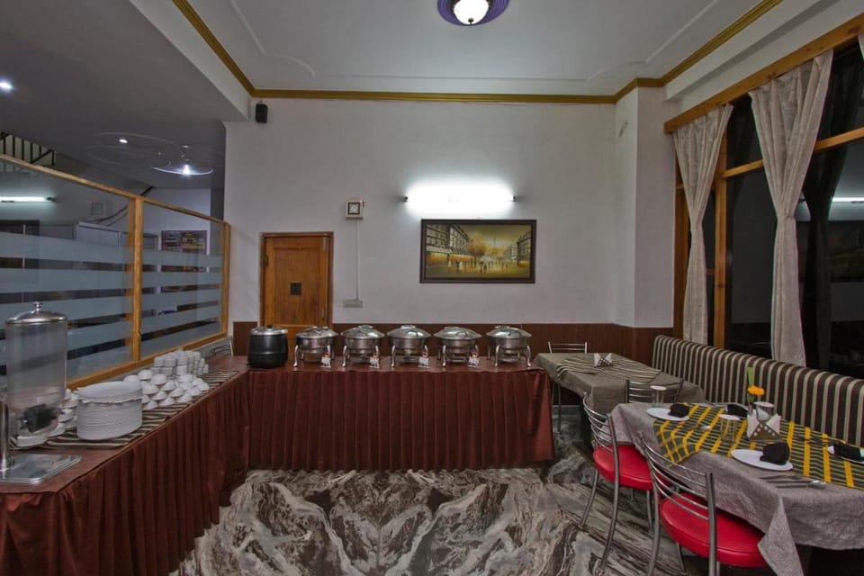 Hotel Rockland Inn Hotel in Manali