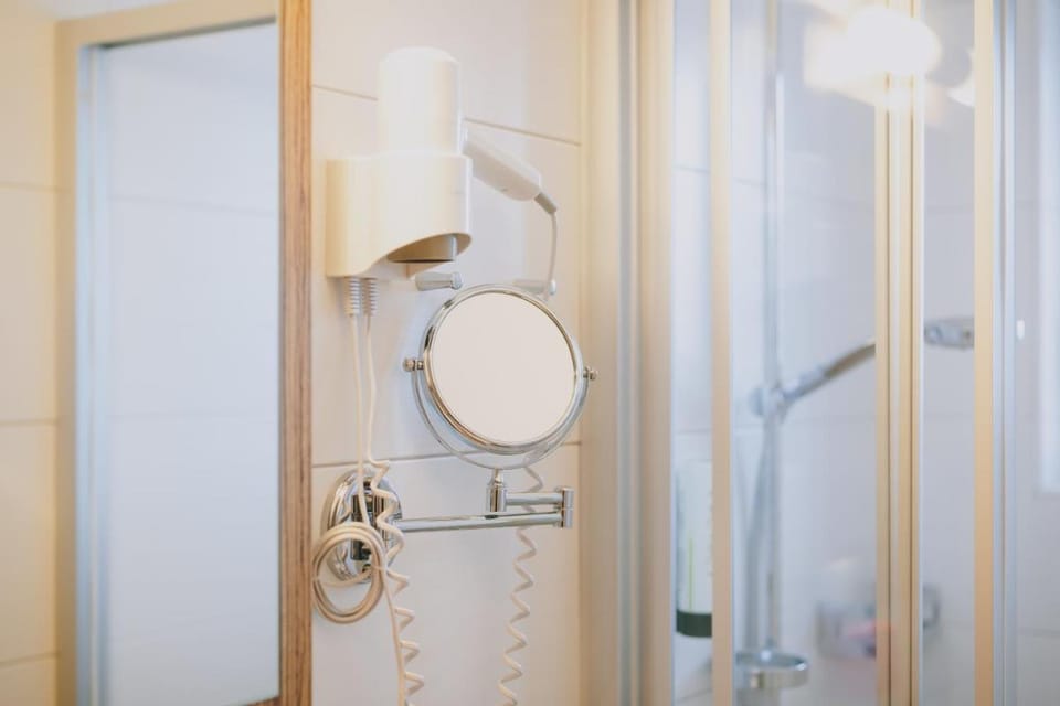 Pension Monika, Summercard included Bed and Breakfast in Piesendorf