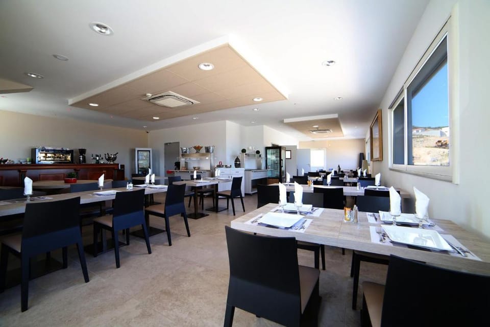Hôtel Restaurant les Pielettes Hotel in Marseille