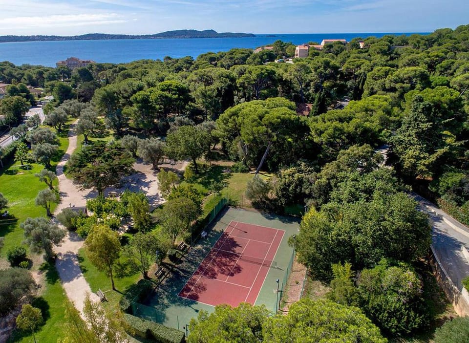 HÃ´tel Club la Font des Horts Resort in Hyères