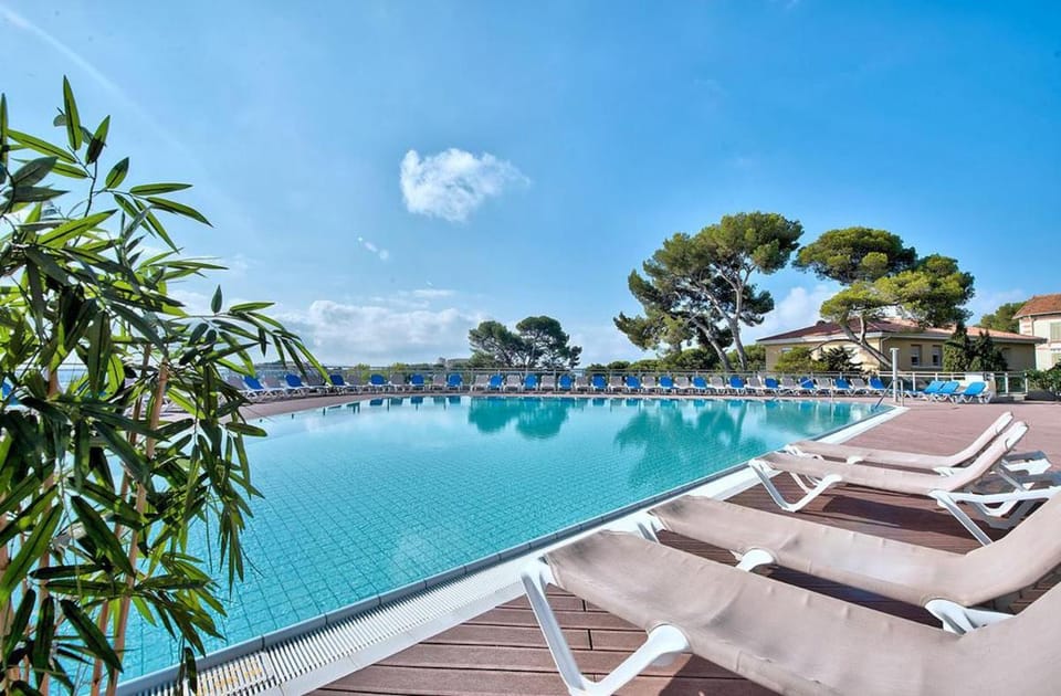 HÃ´tel Club la Font des Horts Resort in Hyères