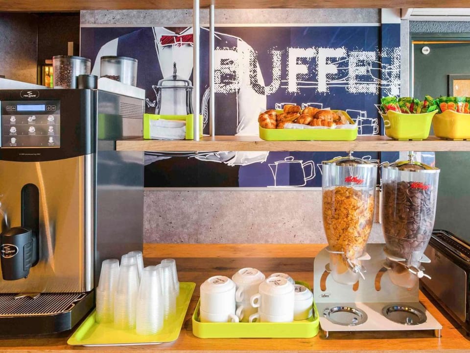 ibis Budget Courbevoie Paris La Defense Hotel in Courbevoie