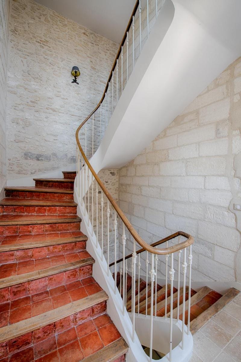 N15 - Les Confidences - Chambres d'hôtes Bed and Breakfast in Avignon