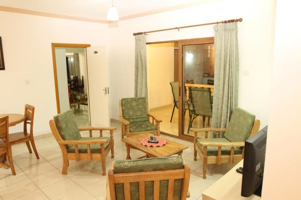 Forest Lodge Bed and Breakfast in Africa