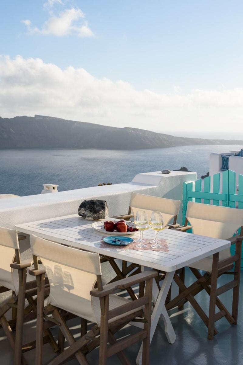 Cave Agapi Oia Apartment in Oia