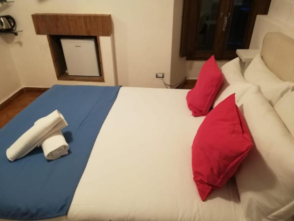 Relais Arco Della Pace Bed and Breakfast in Rome