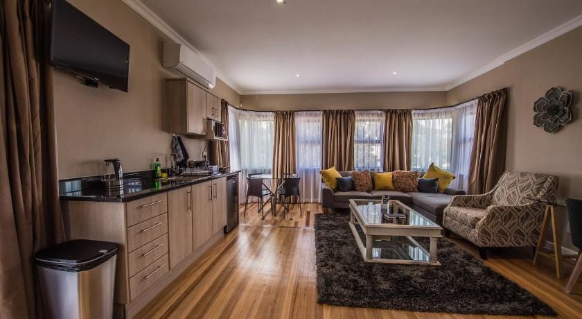 A and A Guesthouse Hotel in Port Elizabeth