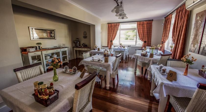 A and A Guesthouse Hotel in Port Elizabeth