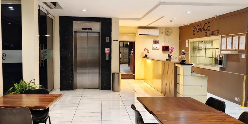 Grace Setia Hotel Hotel in Surabaya