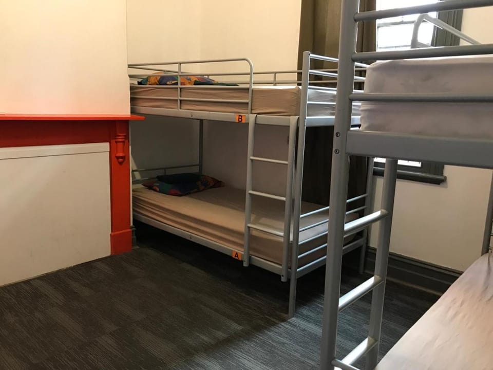 Haus Accommodation - note - Valid passport required to check-in Capsule hotel in Perth