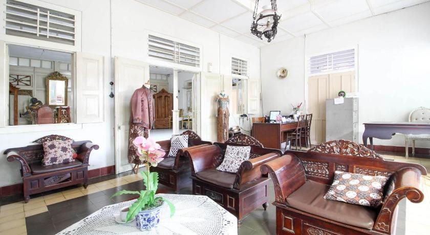 Reddoorz Syariah near Wijilan Yogyakarta Bed and Breakfast in Yogyakarta