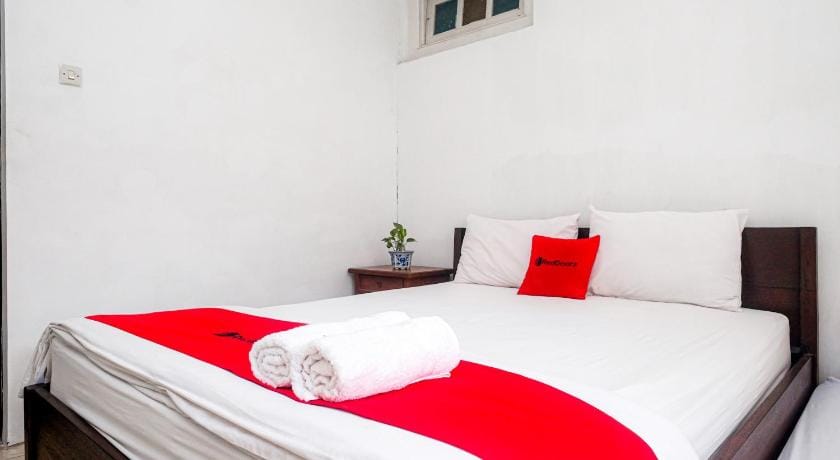 Reddoorz Syariah near Wijilan Yogyakarta Bed and Breakfast in Yogyakarta