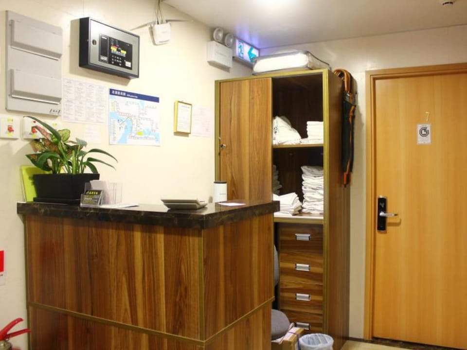 Kong Hing Guest House Hotel in Hong Kong