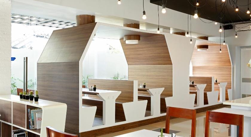 Berry Biz Hotel Hotel in Kuta
