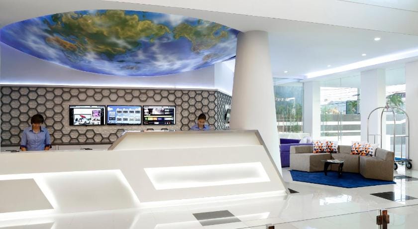 Berry Biz Hotel Hotel in Kuta