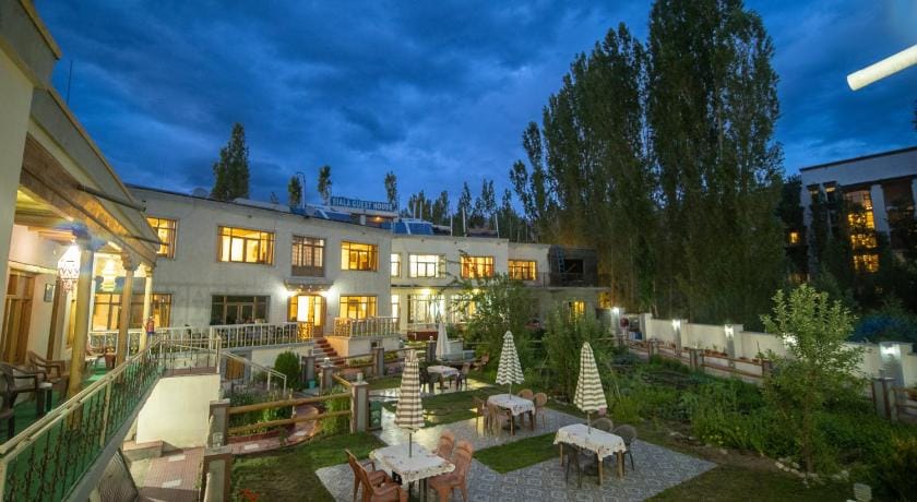 Sia La Guest House Bed and Breakfast in India
