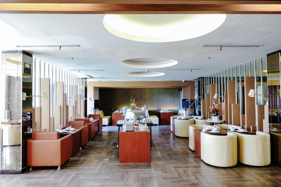 Empress Hotel Makassar City Center by LIFE Hotel in Indonesia