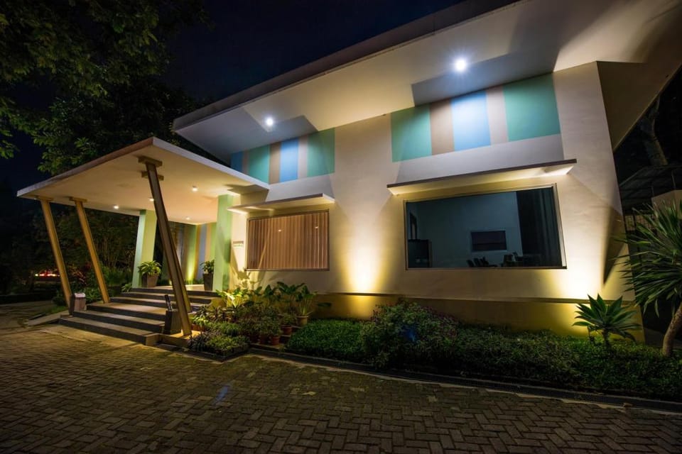 D'Agape Hotel Hotel in West Java