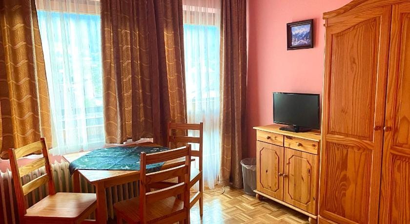 Pension zur Heiligen Krone Bed and Breakfast in Salzburgerland