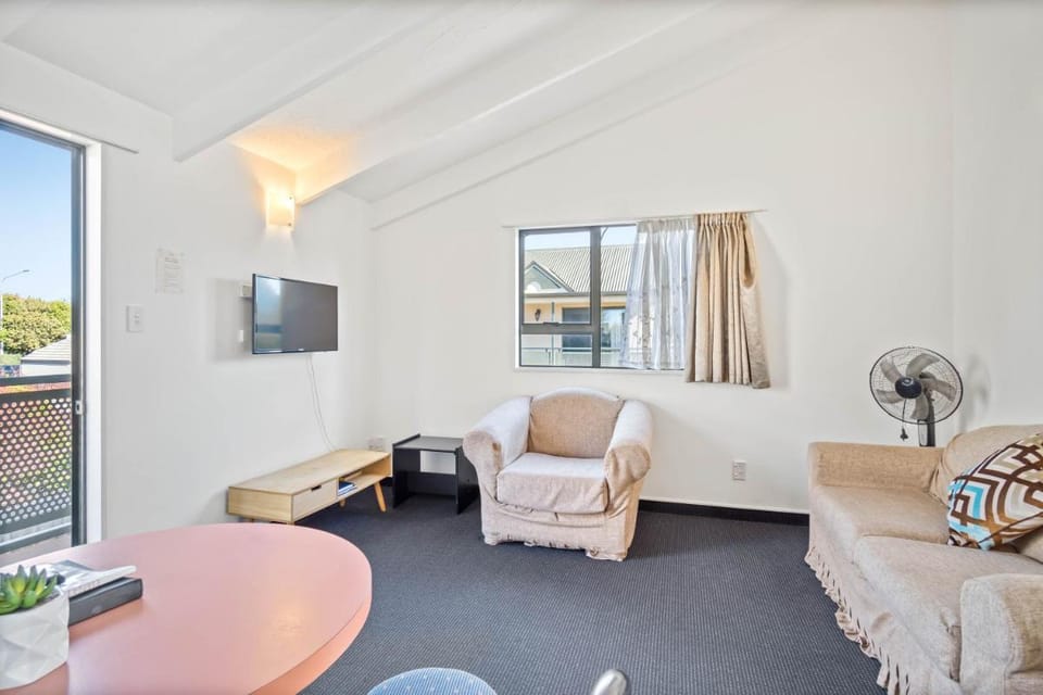 Ascot Vale Motor Lodge Motel in Christchurch