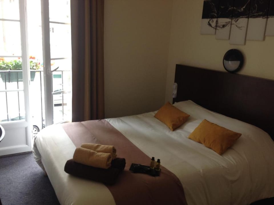 Hotel de la Paix Hotel in Caen