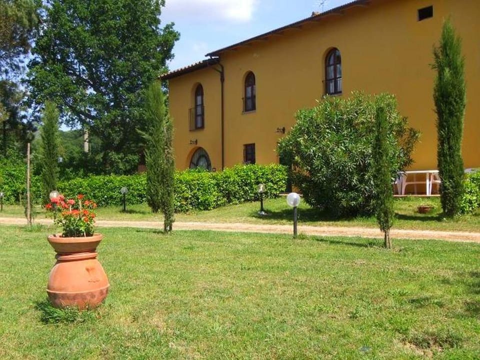 Farmhouse in Vinci near Leonardos Birthplace Vacation rental in Emilia-Romagna