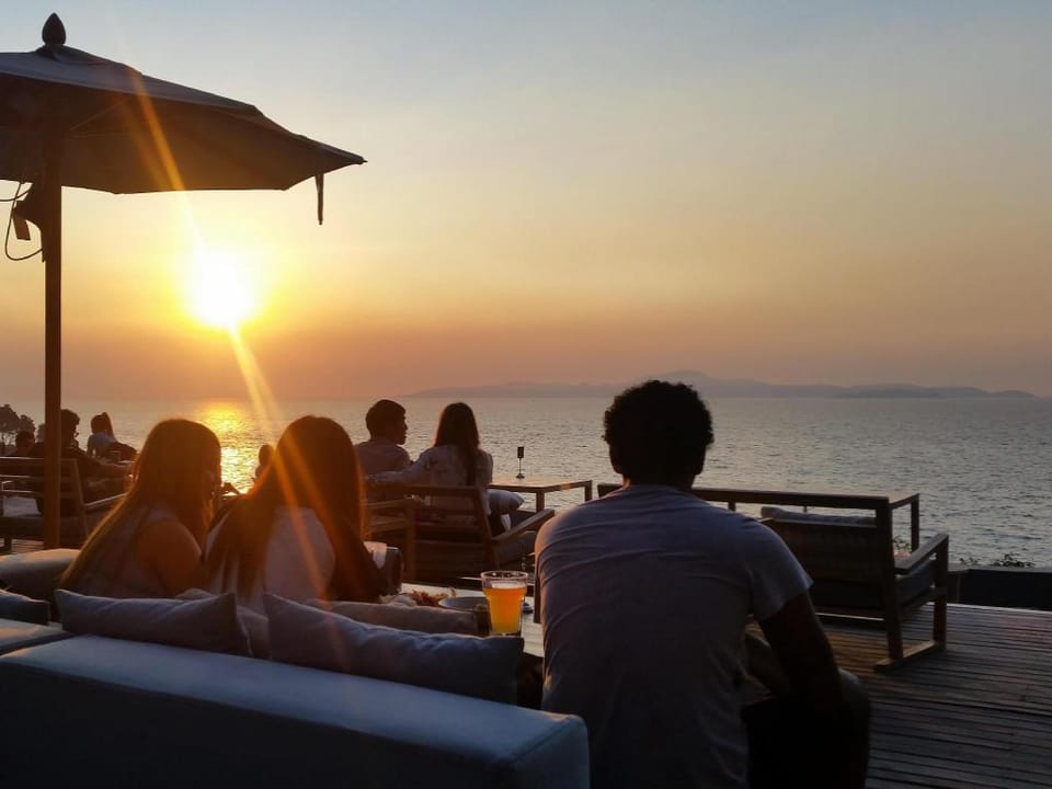 Nemos Guesthouse and Massage Hotel in Pattaya City
