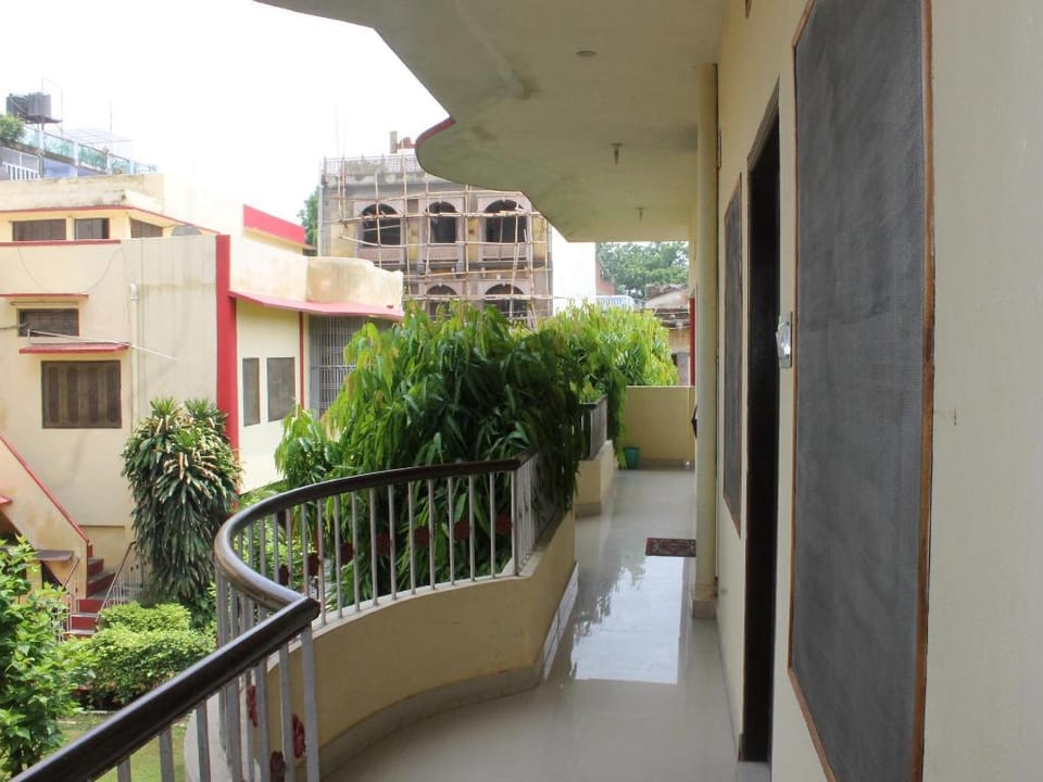 Singh Guest House Hotel in Varanasi