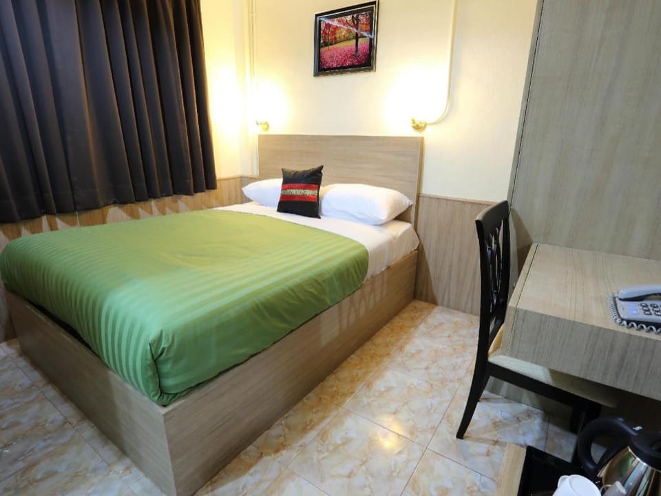 Sukhumvit 20 Guest House Bed and Breakfast in Bangkok
