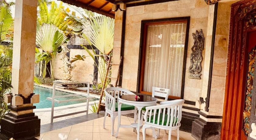Bungalow Geringsing Candidasa Hotel in Karangasem Regency