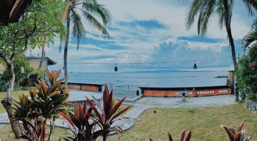 Bungalow Geringsing Candidasa Hotel in Karangasem Regency