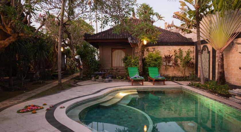 Bungalow Geringsing Candidasa Hotel in Karangasem Regency