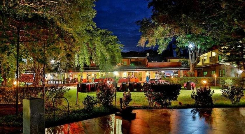 Miridiya Lake Resort Hotel in Sri Lanka