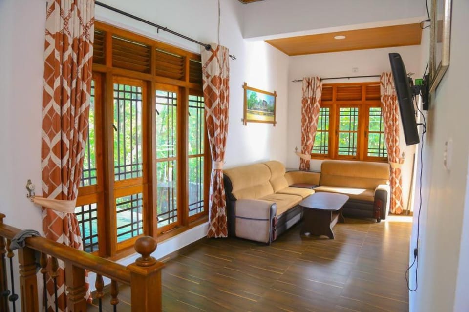 Canal Side Guest House Polonnaruwa Hotel in Central Province