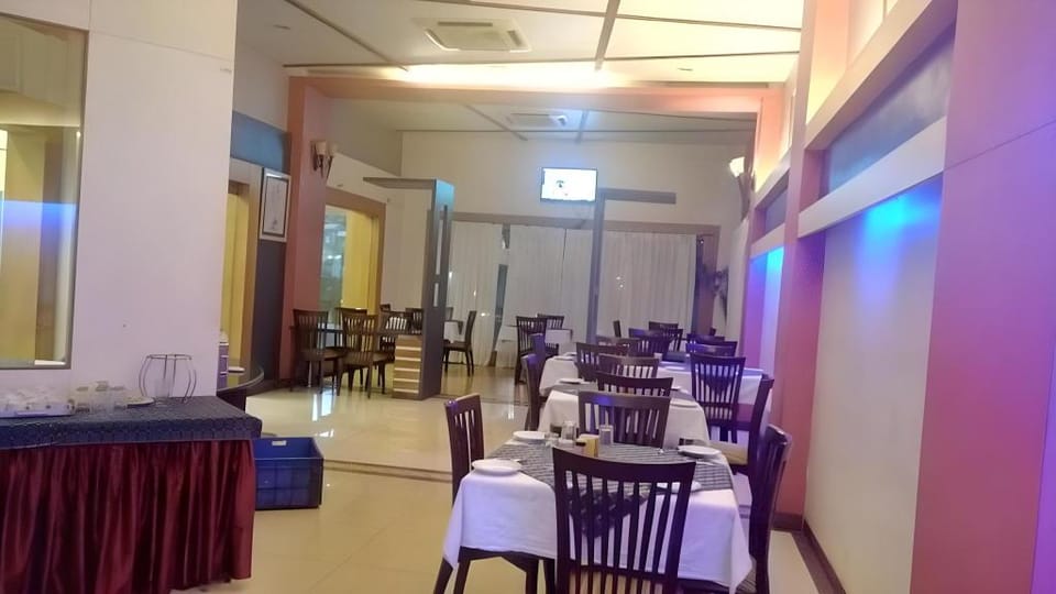 Hotel Kohinoor Square Hotel in Karnataka