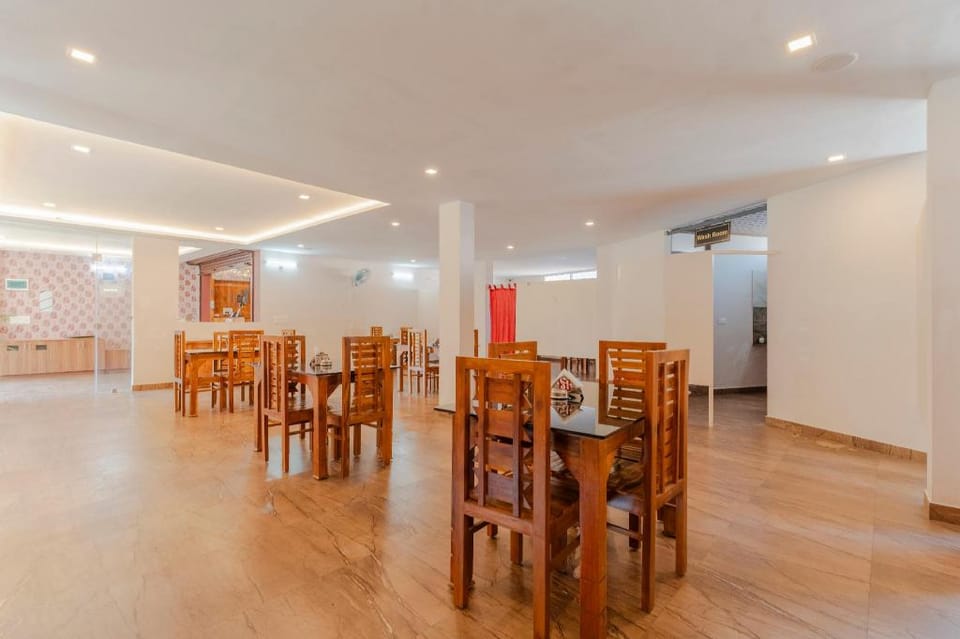 Itsy Hotels Vijaya Comforts, With Bar & Restaurant Hotel in Kerala