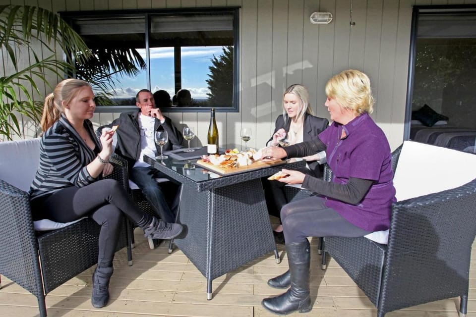 Auckland Country Cottages Bed and Breakfast in Waikato