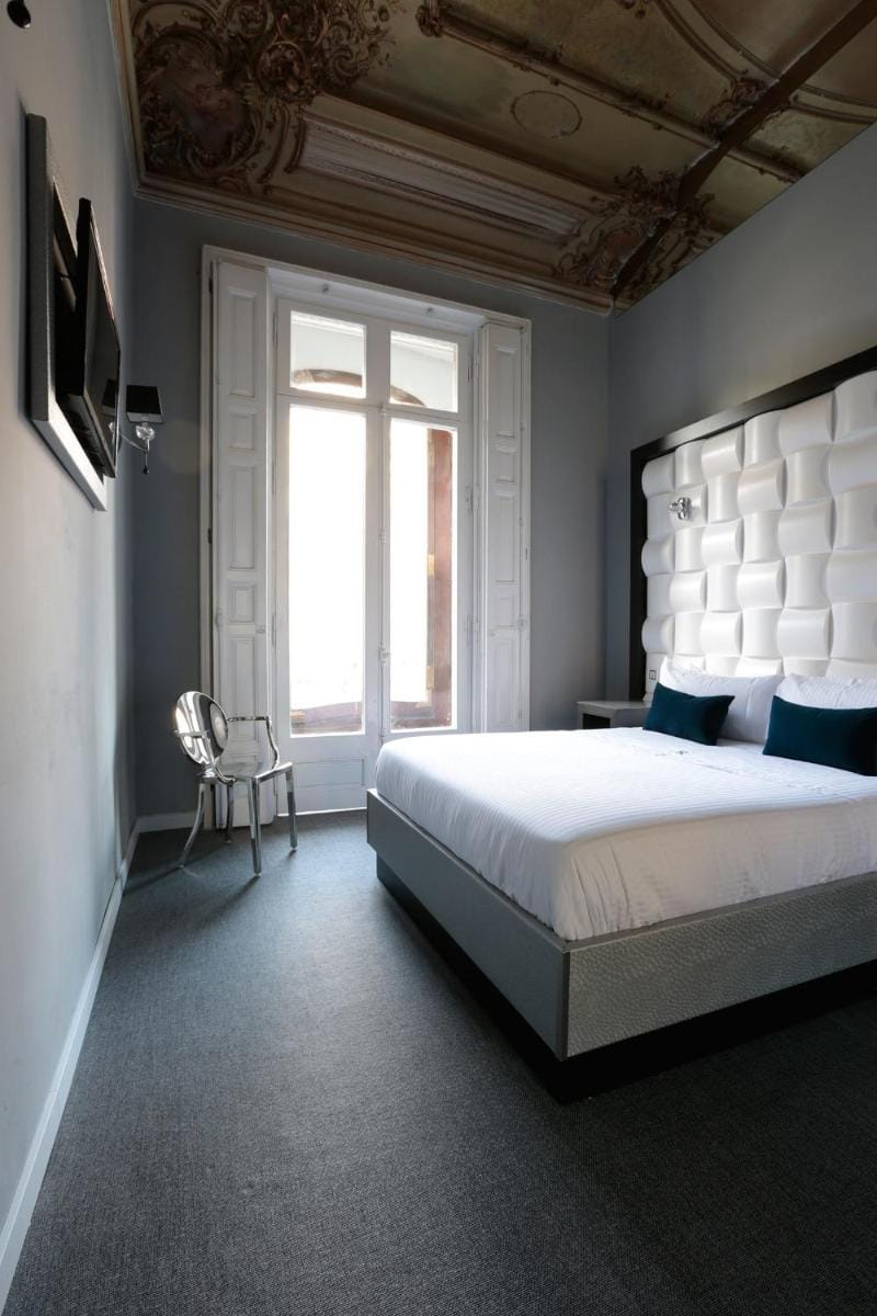 Amra Barcelona Gran Via Bed and Breakfast in Barcelona