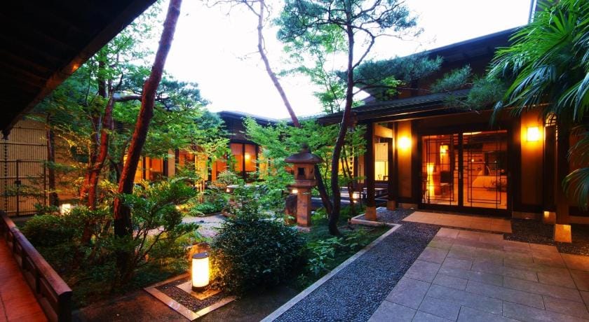 Biwako Hanakaido Ryokan in Shiga, Japan