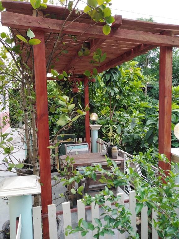 Baan Rim Taan Hotel in Chon Buri Changwat