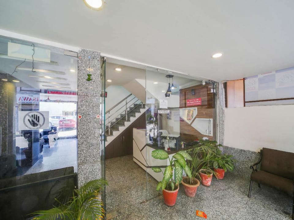Super Hotel O The Surbhi Hotel in India