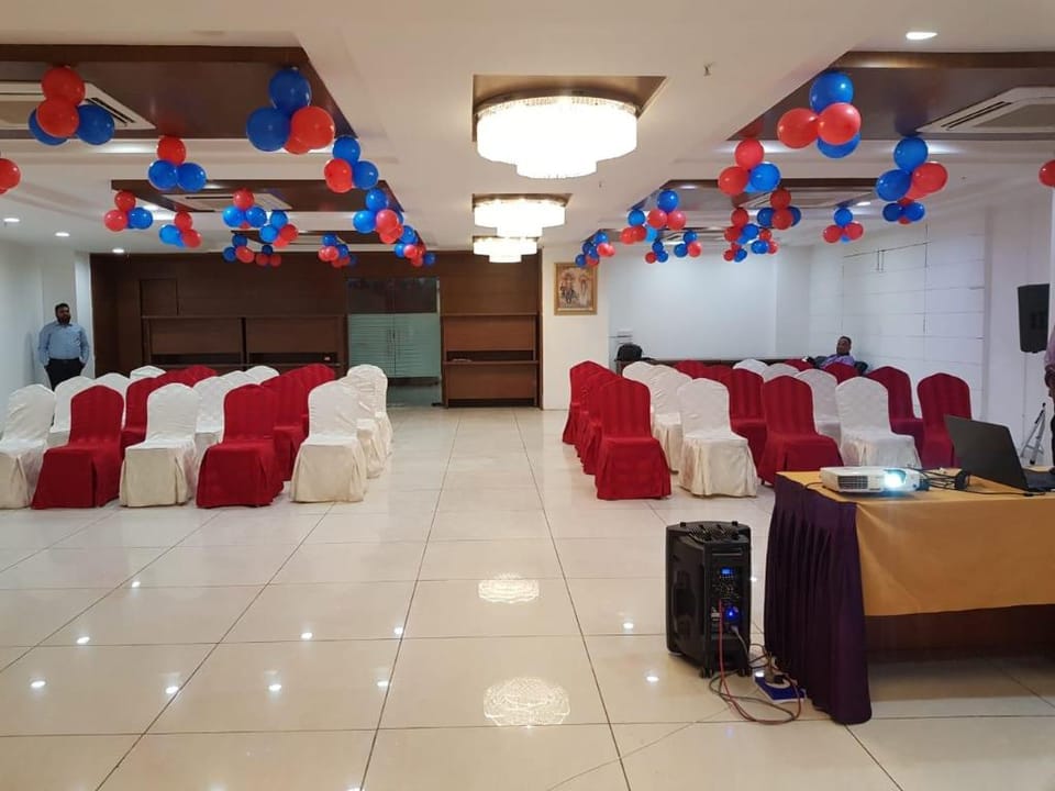 Hotel Dev Aadi Hotel in Ahmedabad