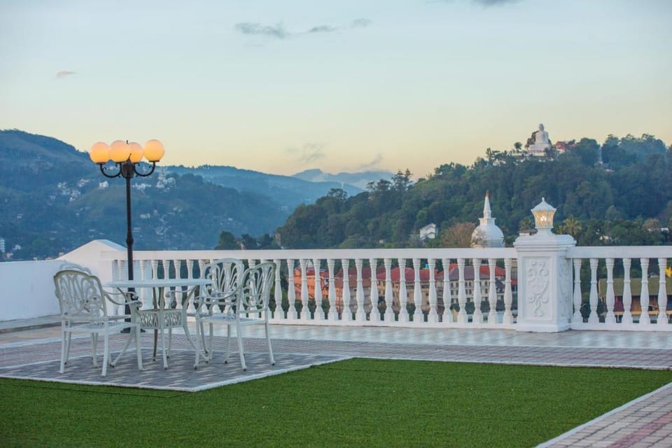The Grand Kandyan Hotel Hotel in Kandy